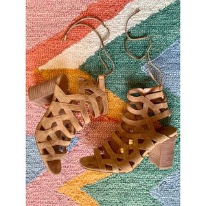 FRANCO SARTO BROWN SUEDE BLOCK HEELED SANDAL SZ 9